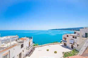 Romantic Apartment in Vieste - 40 m² with Sea View